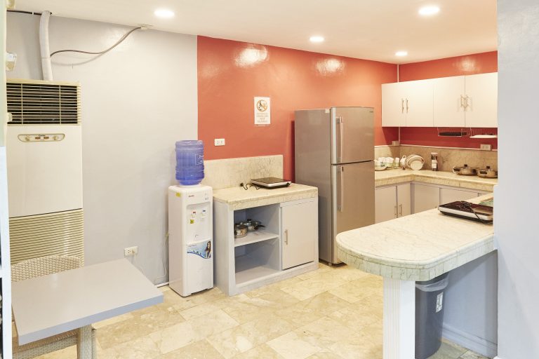 .Dome Kitchen