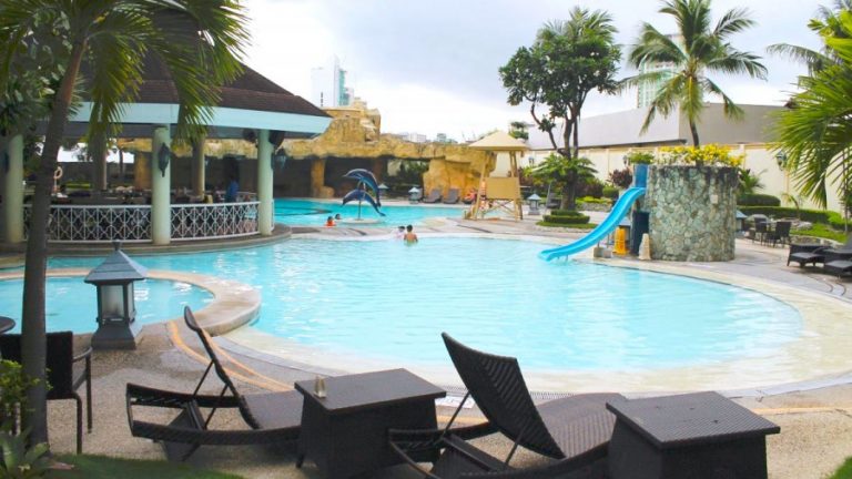 .swimming pool